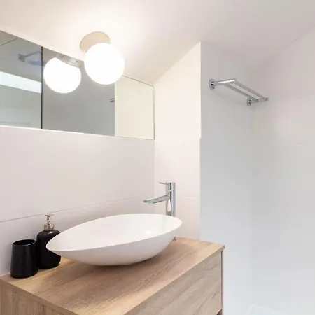 Appartamento Caldeireiros 95 - Duplex W View By Lovelystay *
